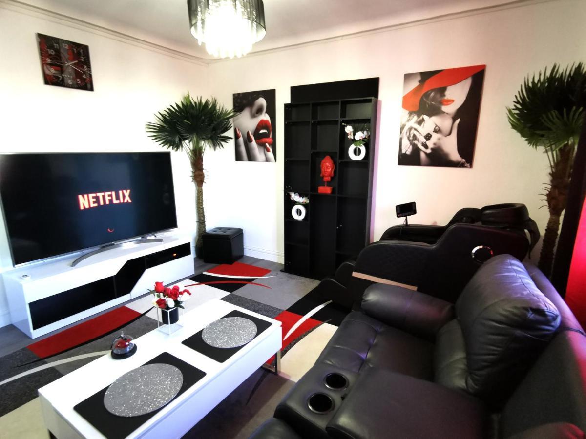 The White Home Broadway Love Room Chateauroux Bagian luar foto