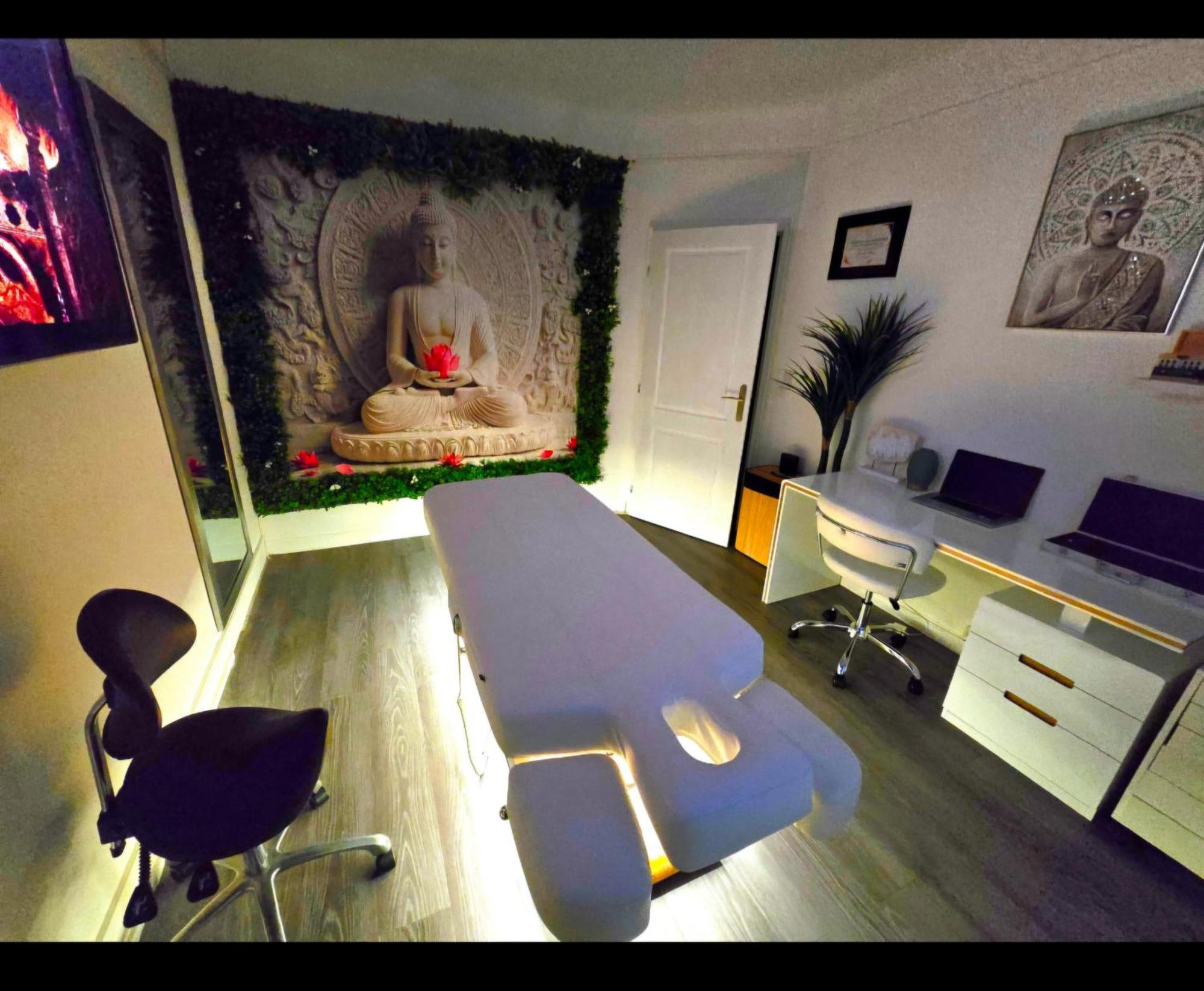 The White Home Broadway Love Room Chateauroux Bagian luar foto
